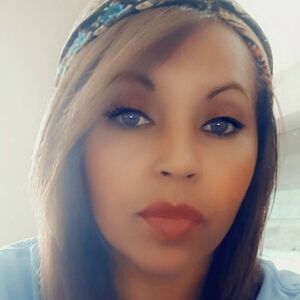 Meet your Posher, Nikki